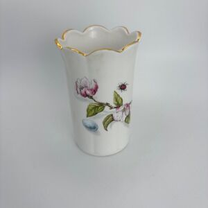 Aynsley Natures Delights Bud Vase Fine Bone China Gold Gilt Scalloped England